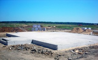 Фундамент монолитная плита Кореновск цена от 2741 руб.